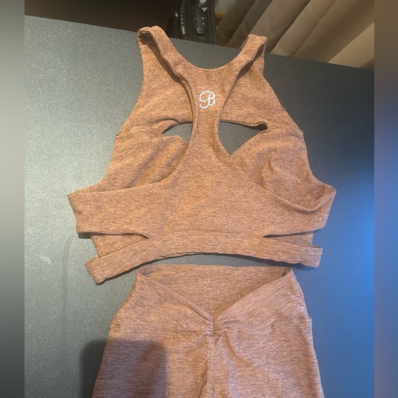 (3) Bombshell Workout Set Bundle - Picture 9 of 13